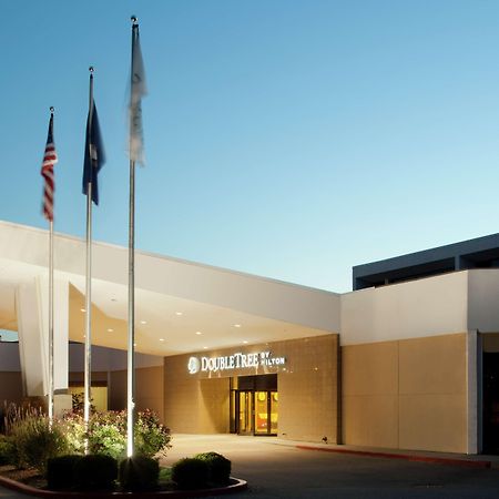 Doubletree By Hilton Cincinnati Airport Hebron Eksteriør billede