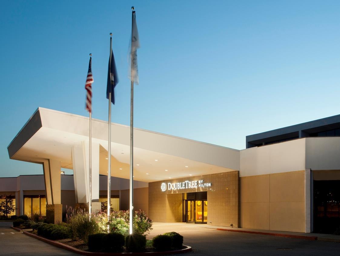Doubletree By Hilton Cincinnati Airport Hebron Eksteriør billede
