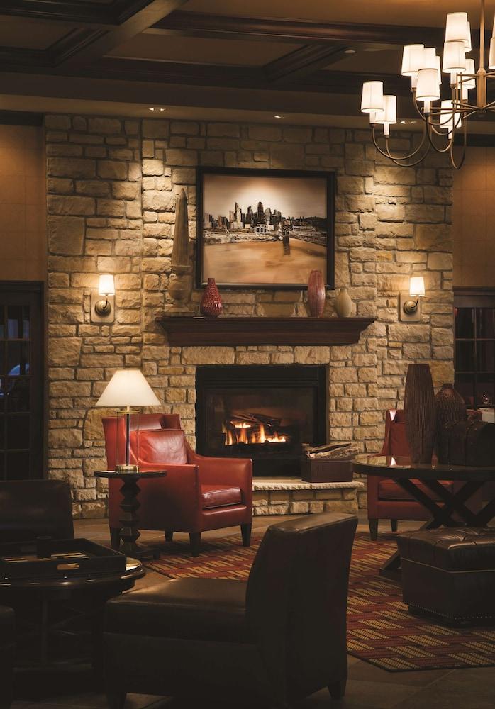 Doubletree By Hilton Cincinnati Airport Hebron Eksteriør billede
