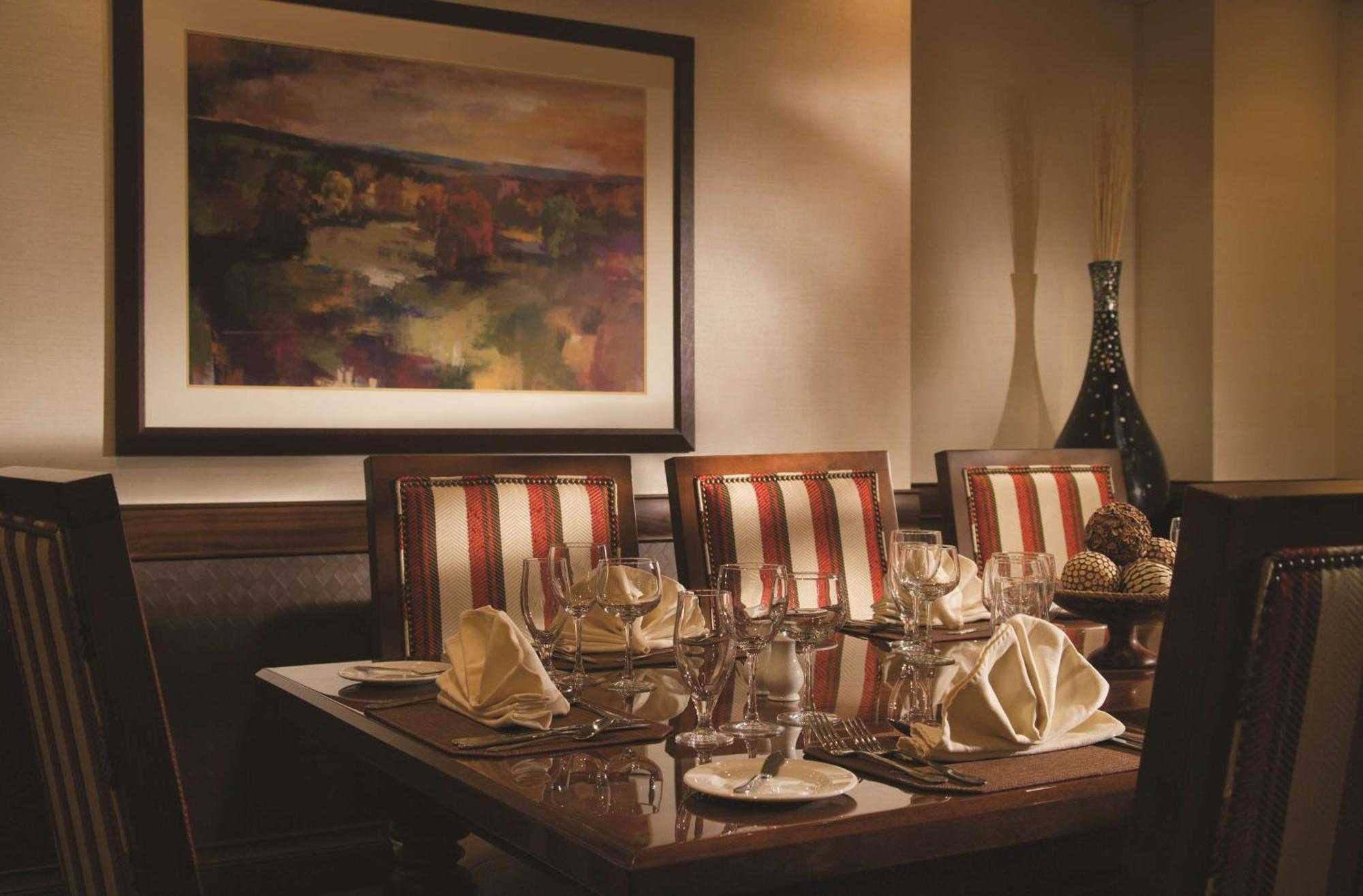 Doubletree By Hilton Cincinnati Airport Hebron Eksteriør billede
