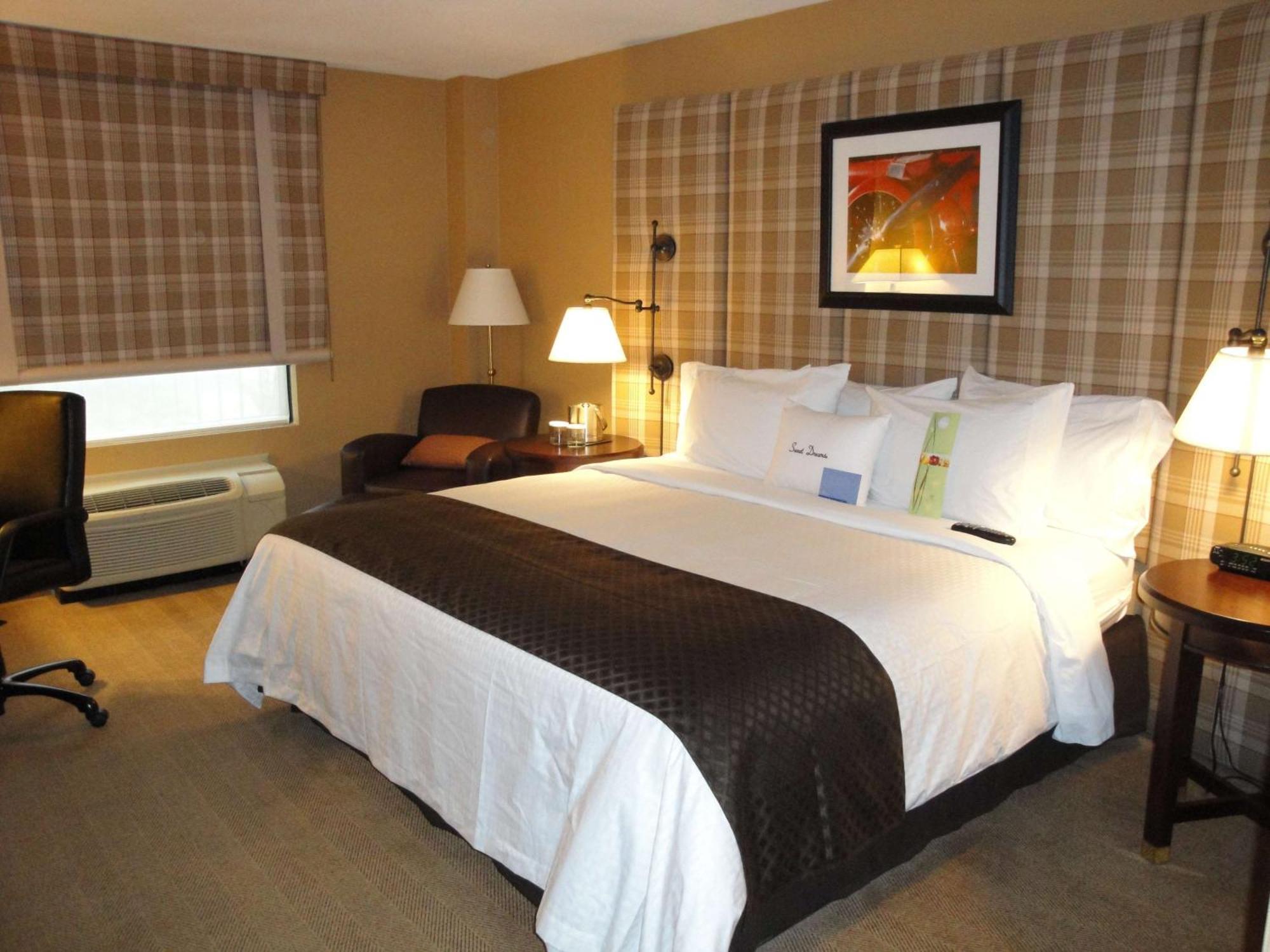 Doubletree By Hilton Cincinnati Airport Hebron Eksteriør billede